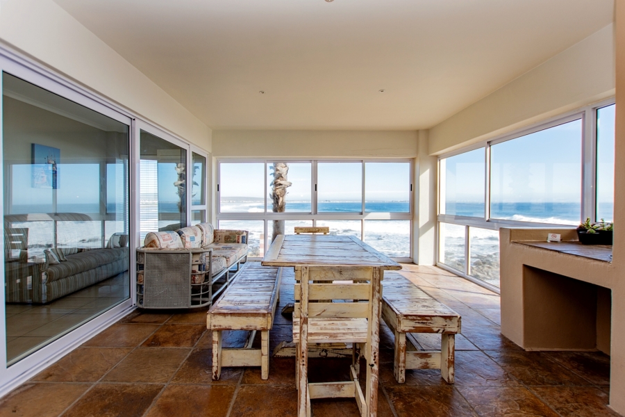 9 Bedroom Property for Sale in Shelley Point Western Cape